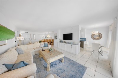 Aluguel de apartamento no The Summit 1903S