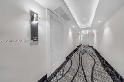 Comprar apartamento en Parker Dorado 607