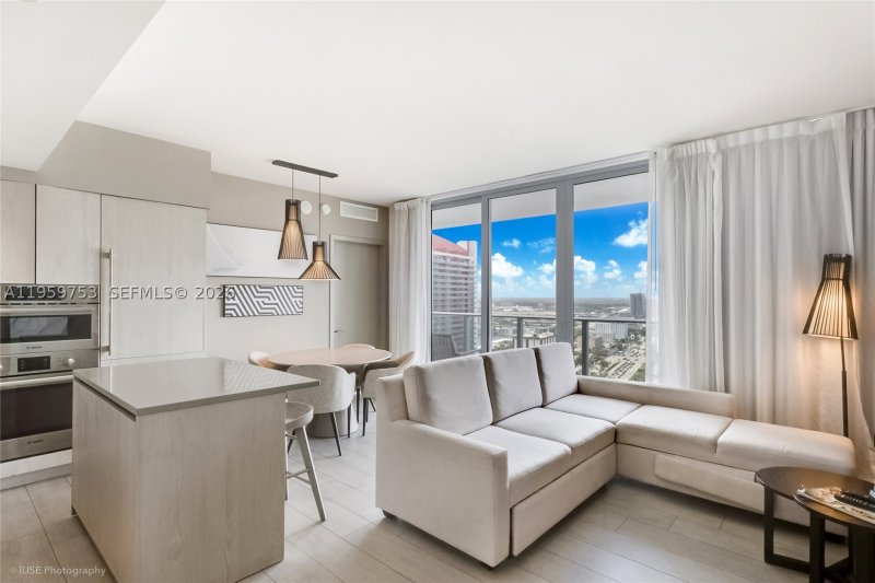 Condo for sale at Hyde Beach House R2204