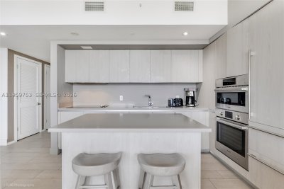 Comprar apartamento en Hyde Beach House R2204