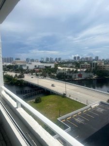 Comprar apartamento en East Point Towers 1118