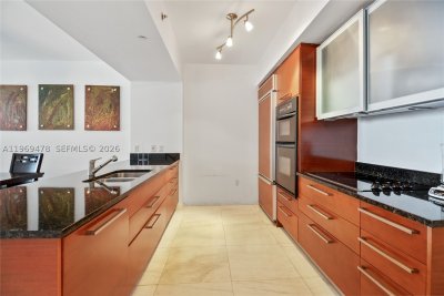 Aluguel de apartamento no Beach Club Two 3211