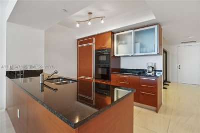 Aluguel de apartamento no Beach Club Two 3211