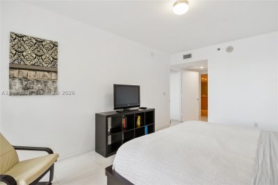 Aluguel de apartamento no Beach Club Two 3211