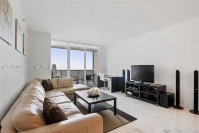 Aluguel de apartamento no Beach Club Two 3211
