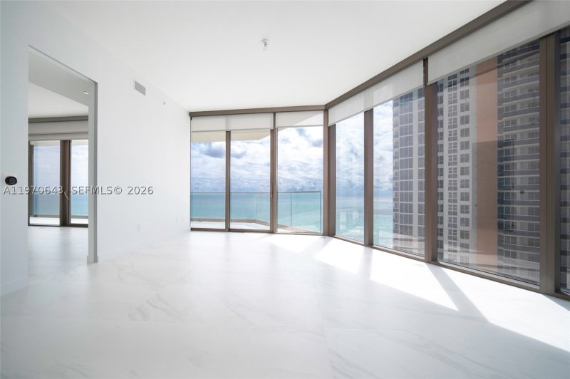 Condo for sale at Residences by Armani / Casa 1604