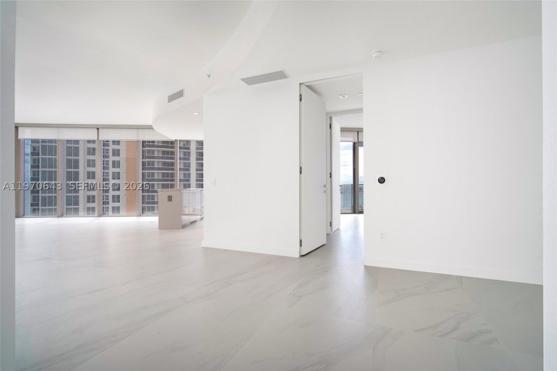 Condo for sale at Residences by Armani / Casa 1604