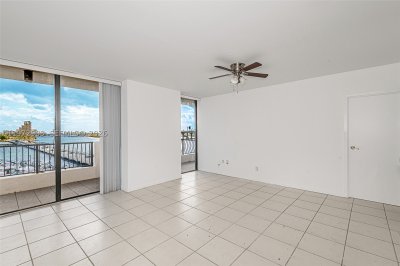 Comprar apartamento en The Venetia 603