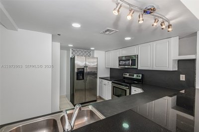 Comprar apartamento en The Venetia 603