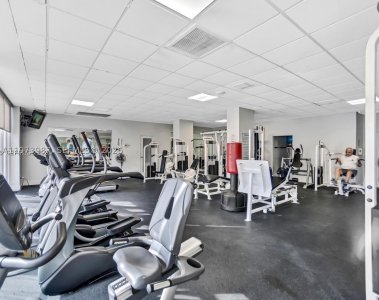 Comprar apartamento en Parker Tower 1812