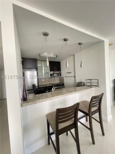 Madison Miami Apt #E-408
