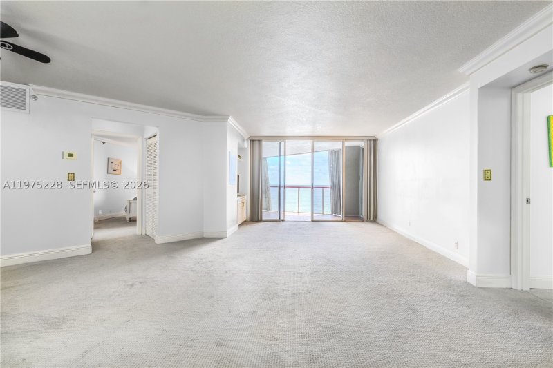 Comprar apartamento no The Sterling 706