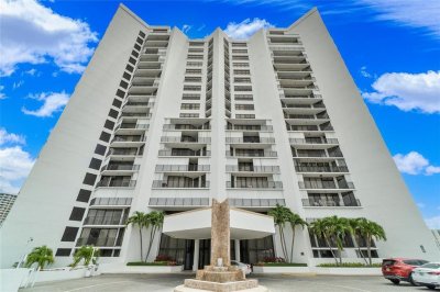 Anchor Bay Club Apt #306