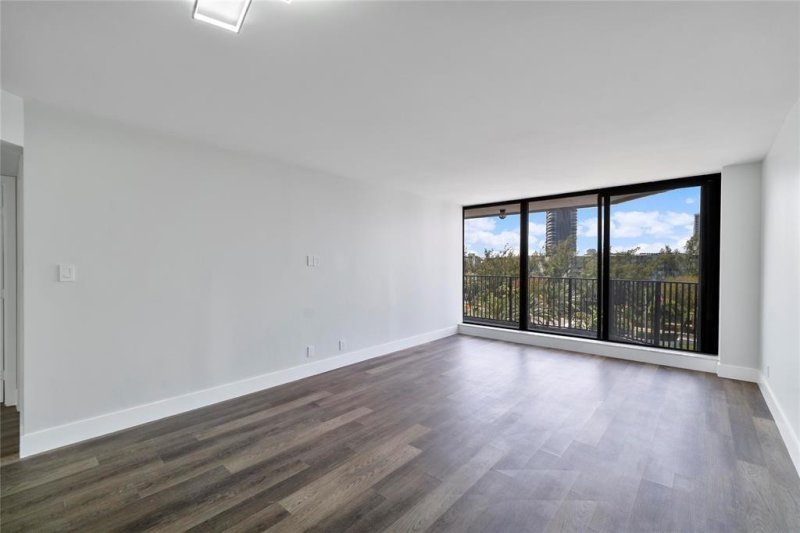 Condo for sale at Anchor Bay Club 306