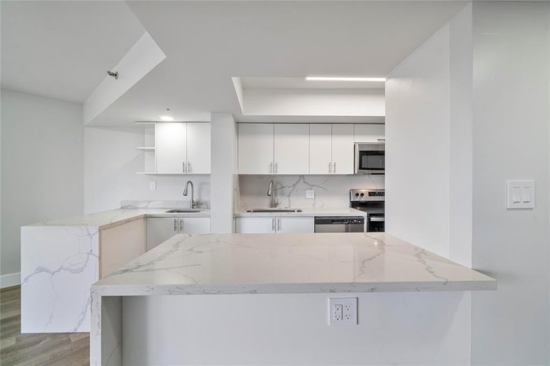Condo for sale at Anchor Bay Club 306
