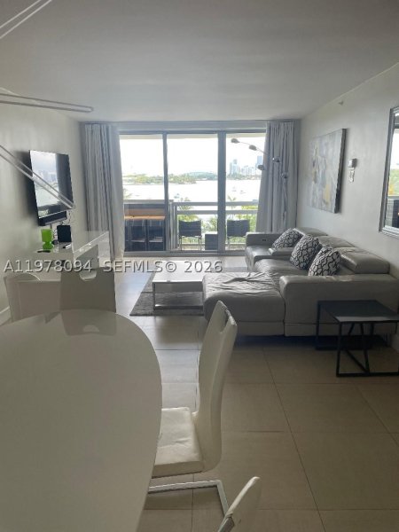 Apartment for rent at Flamingo 524S