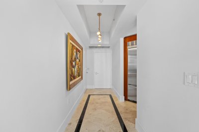 Comprar apartamento en Las Olas River House 1508