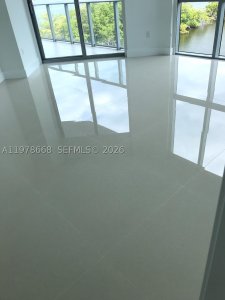 Alquiler de apartamento en Marina Palms Yacht Club 408