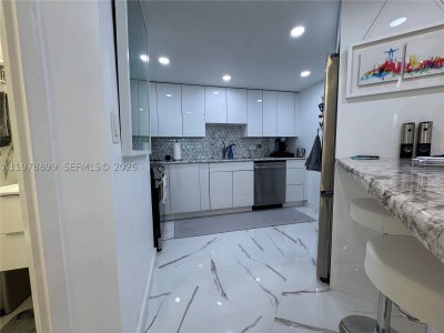 Aluguel de apartamento no Four Ambassadors 710
