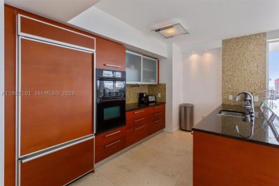 Aluguel de apartamento no Beach Club Two 3008