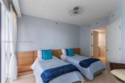 Aluguel de apartamento no Beach Club Two 3008