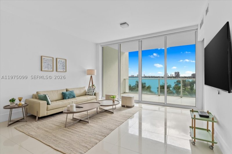Apartment for rent at Paramount Bay 605