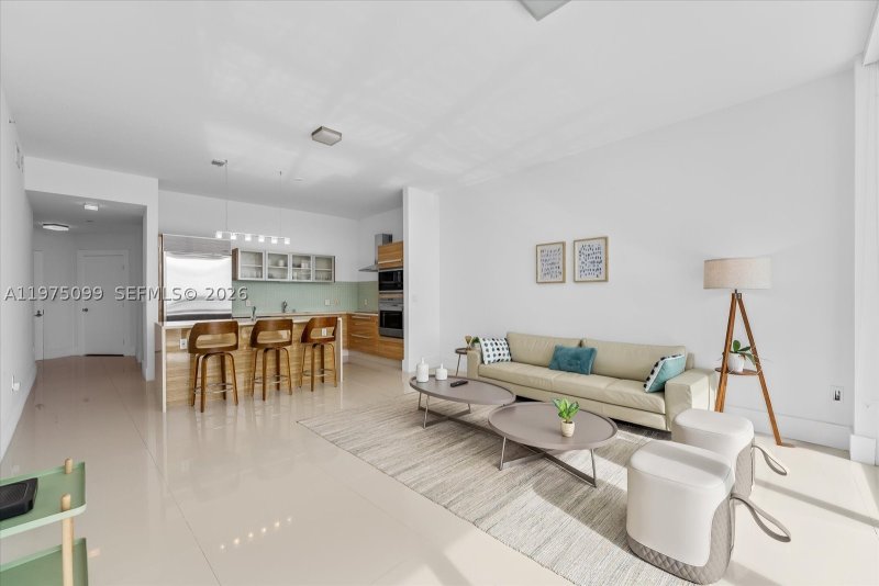 Apartment for rent at Paramount Bay 605
