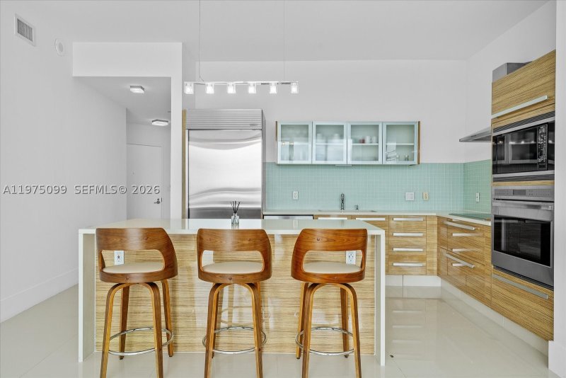 Apartment for rent at Paramount Bay 605