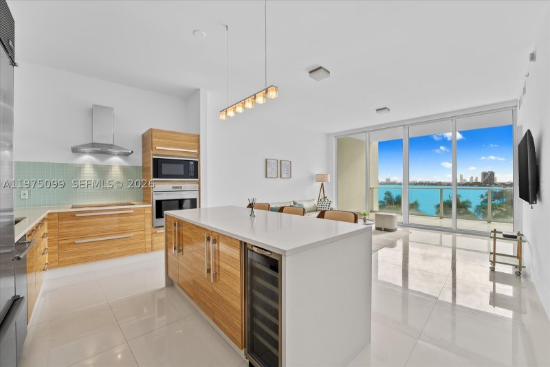 Apartment for rent at Paramount Bay 605