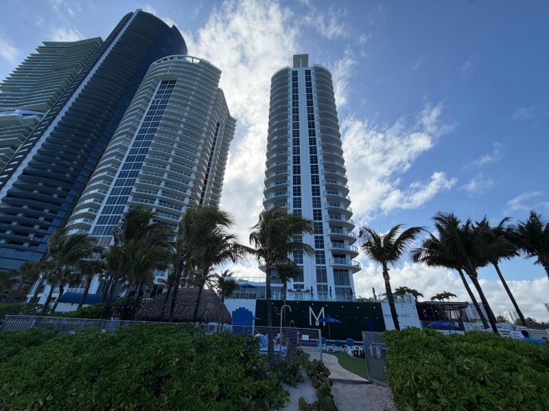 Condo for sale at M Resort Residences 2303