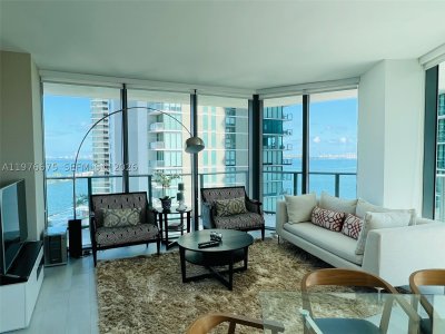 Alquiler de apartamento en Paraiso Bayviews 1606
