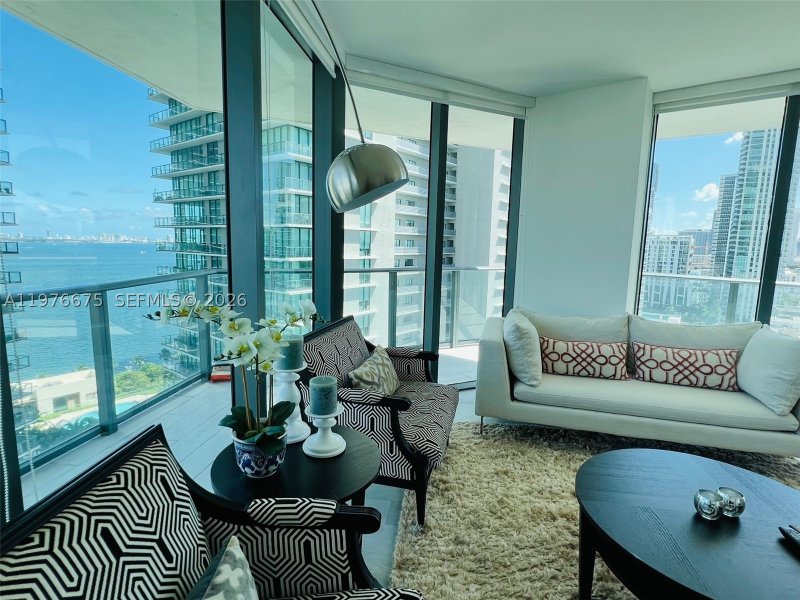 Alquiler de apartamento en Paraiso Bayviews 1606