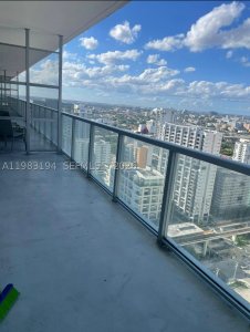 Comprar apartamento no Axis on Brickell North Tower 3122-N