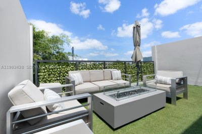 Comprar apartamento no BougainVilla Condo