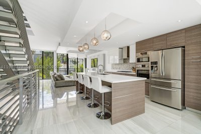Comprar apartamento no BougainVilla Condo