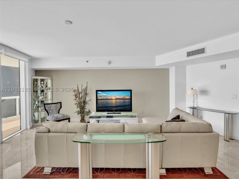 Condo for sale at Ocean Four 704
