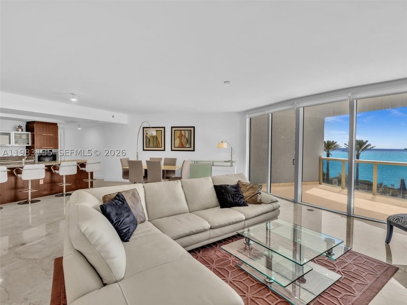 Condo for sale at Ocean Four 704