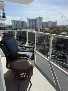 Aluguel de apartamento no Royal Ambassador 612