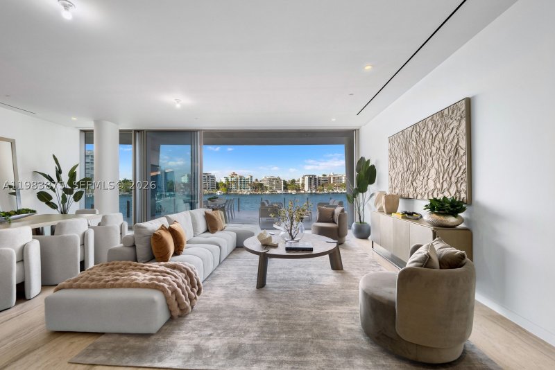 Condo for sale at Vita at Grove Isle L205