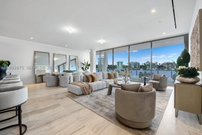 Comprar apartamento en Vita at Grove Isle L205