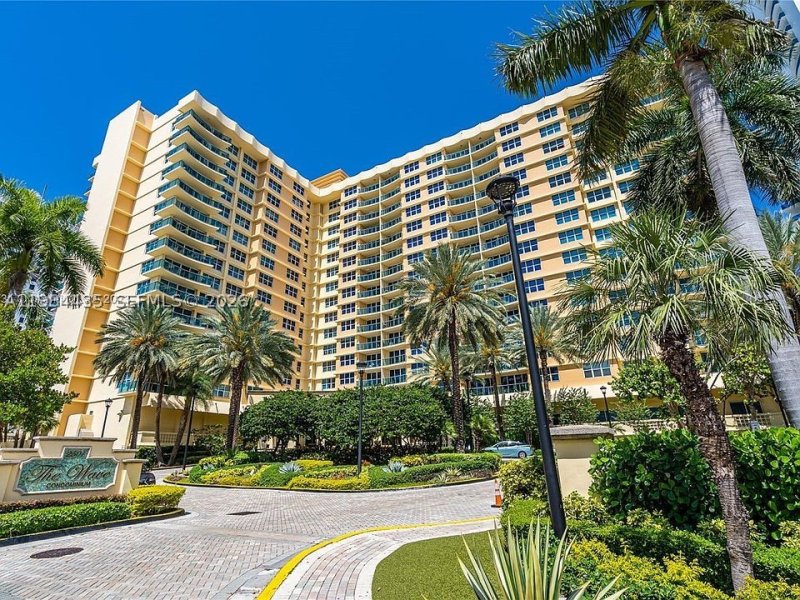 Apartment for rent at The Wave Condo 429