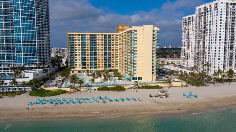 Apartment for rent at The Wave Condo 429