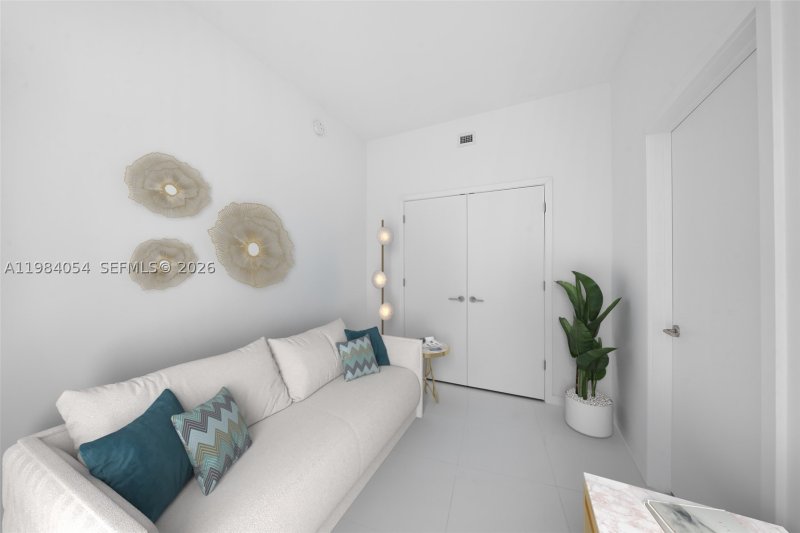 Condo for sale at Paramount Miami WorldCenter 4010