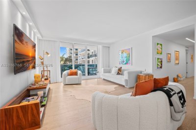 Alquiler de apartamento en Roney Palace 624