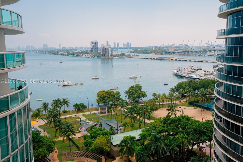 Condo for sale at 1800 Club 1412