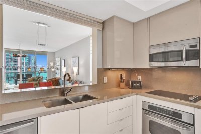 Comprar apartamento en Aventura Marina 1409
