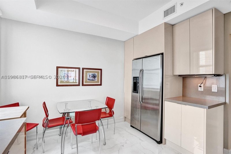 Comprar apartamento en Aventura Marina 1409