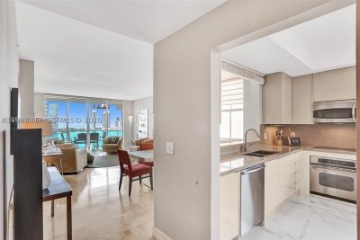 Comprar apartamento en Aventura Marina 1409