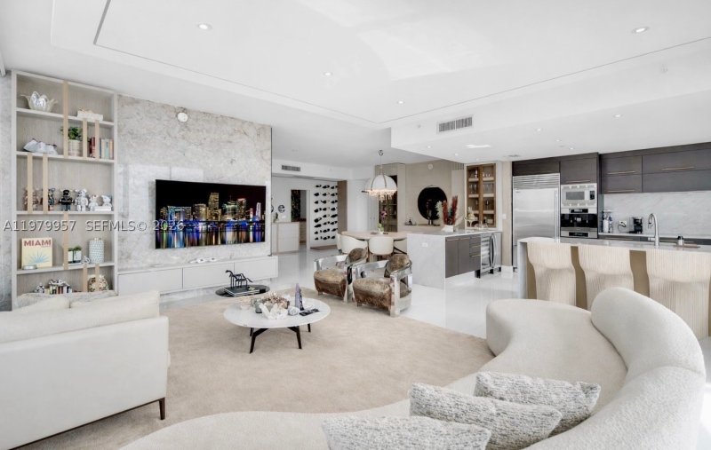 Condo for sale at 900 Biscayne PH6109