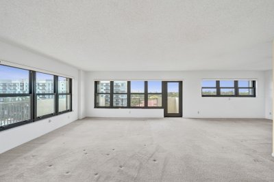 Comprar apartamento en The Tower at Port Royale 701